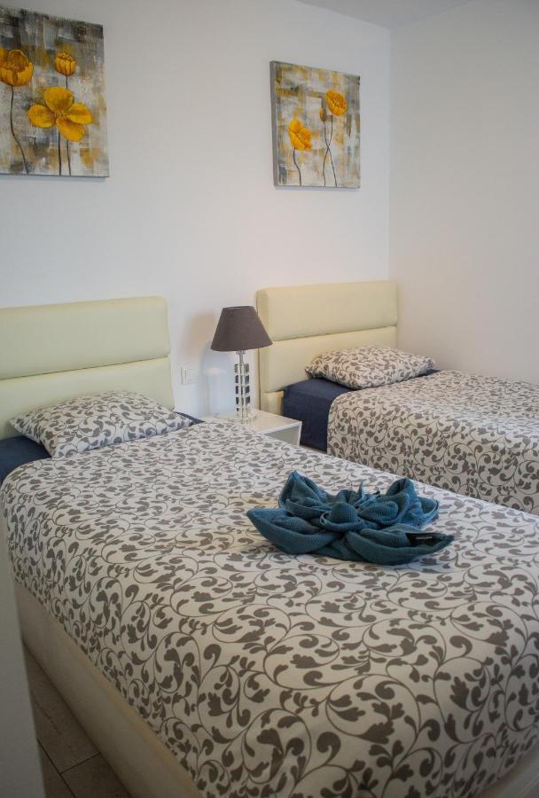 Los Gracioseros Puerto Del Carmen Luxury ภายนอก รูปภาพ